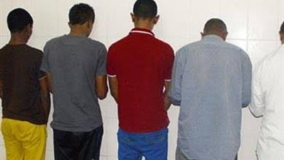 انتحلوا صفة الشرطة.. النيابة تطالب بسرعة تحريات واقعة سرقة تاجر سعودي