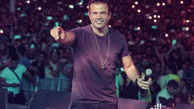 حشد جماهيري ضخم في حفل 