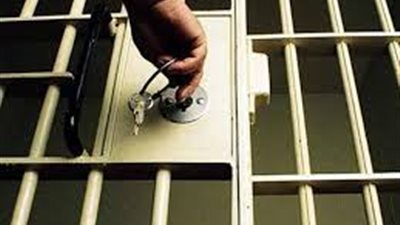 إخلاء سبيل طالبتين بالثانوية الأزهرية متهمتين بحرق قدمي زميلتهما بالشرقية