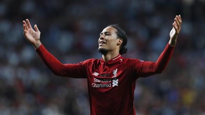 لاعب وحيد استطاع مراوغة فان دايك هذا الموسم