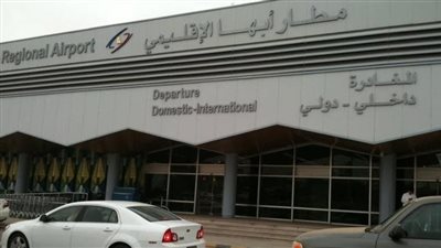 اليمن: استهداف مطار أبها عمل إرهابي من الطراز الأول