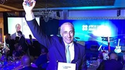 طارق عامر يتسلم جائزة أفضل محافظ بنك مركزي في أفريقيا 