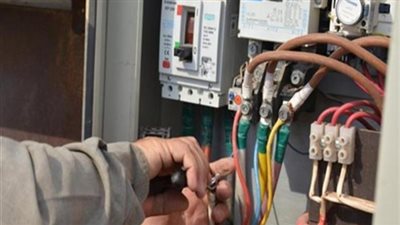 خلال 24 ساعة.. ضبط 11085 قضية سرقة تيار كهربائي