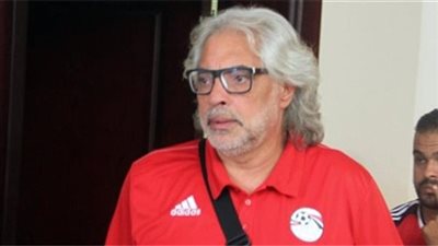 ناجي يعقد جلسة 