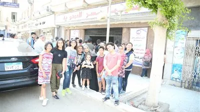 سينما كفرالشيخ تشهد إقبالا كبيرًا من المواطنين لمشاهدة 