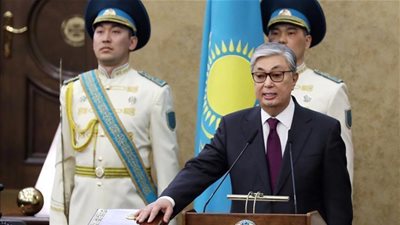 العالم × أسبوع.. توكاييف رئيساً لكازاخستان.. وقطر تقلص حصتها من بورصة اسطنبول