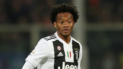 ميلان يصدم نجم يوفنتوس بهذا القرار