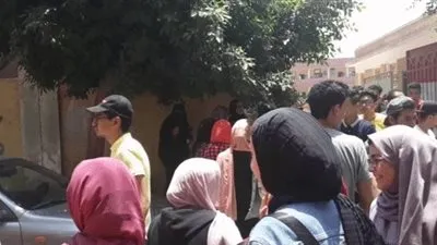 طلاب القليوبية:'الاستاتيكا' صعبة وعايزة تفكير والوقت غير كافي.. (صور)