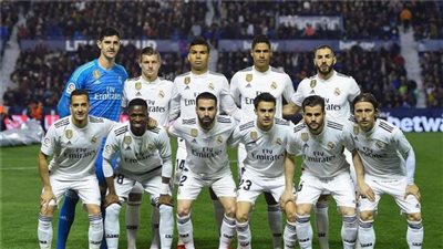 ريال مدريد يستعد للتضحية بنجمي الفريق هذا الصيف