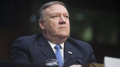 بومبيو يتعهد بضمان أمريكا حرية المرور عبر مضيق هرمز الحيوي