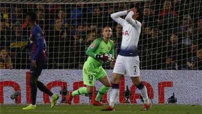 حارس برشلونة يواجه مصير مجهول هذا الصيف