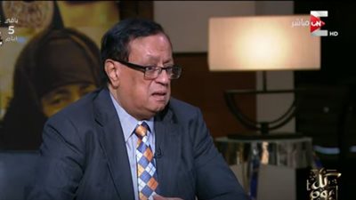 أستاذ إعلام: خطوة إنشاء تطبيق 