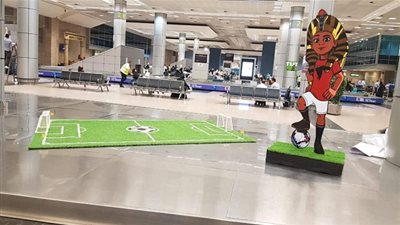 مطار القاهرة يتزين قبل انطلاق بطولة الأمم الإفريقية