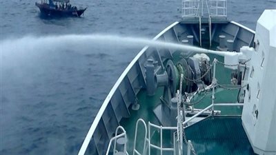 اليابان تدفع 300 قارب من كوريا الشمالية خارج أراضي الصيد