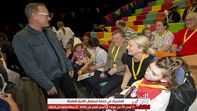 توم هانكس ينظم عرض خاص لفيلم TOY STORY للأطفال المرضى (صور)