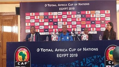 مدرب زيمبابوي: لا نخشى المرشح للقب ونلعب للفوز على منتخب الـ7 ألقاب