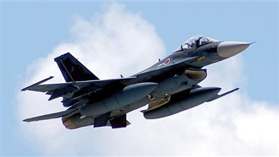 شاهد.. اللقطات الأولى لإسقاط إيران الطائرة الأمريكية في مياه الخليج (فيديو)