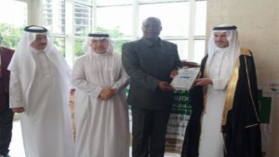 الممكلة تتبرع بـ 50 طنًا من التمور إلى غانا 