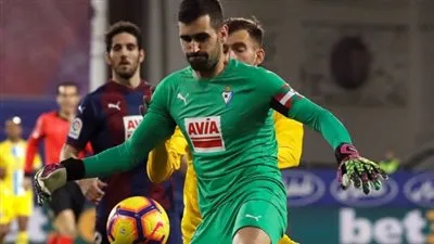 مانشستر سيتي يضم أول صفقة في الميركاتو الصيفي