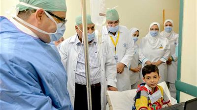 مدير مركز الجهاز الهضمي بجامعة المنصورة: رئاسة الجمهورية ترسل 250 ألف جنيه لعلاج مريض الكبد مجانًا