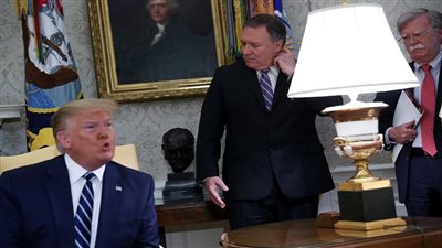 كواليس تراجع ترامب عن ضرب إيران