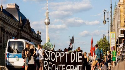 الوزراء الألمان يحثون على اتخاذ إجراءات صارمة ضد جرائم المتطرفين