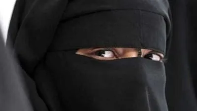 قرار عاجل من المحكمة بشأن دعوى حظر ارتداء النقاب