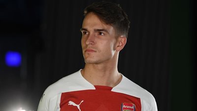 فالنسيا وسيلتا فيجو يتنافسان للظفر بخدمات نجم برشلونة