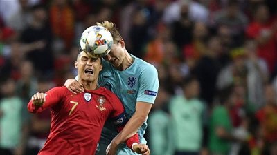 عاجل.. برشلونة ينسحب من صفقة دي ليخت.. وهذا هو النادي الأقرب لضمه