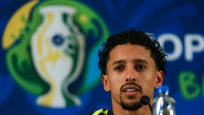 هل سينتقل نيمار إلى برشلونة ؟ نجم دفاع باريس سان جيرمان يُجيب