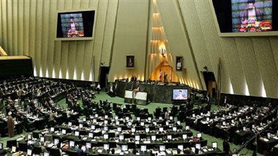 البرلمان الإيراني ينتخب مجتبى ذو النور رئيسا للجنة الأمن القومي