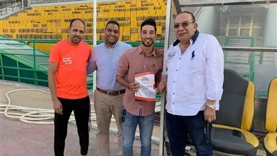 محمد سالم ثالث صفقات المقاولون العرب