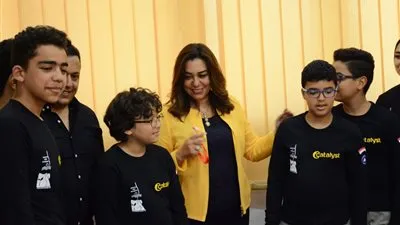 محافظ دمياط تكرم فريق 