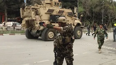 القوات الأفغانية تستعيد السيطرة على منطقة بعد عام من استيلاء طالبان عليها