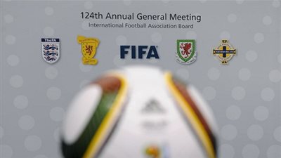 IFAB يترجم كتاب 