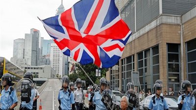 المتظاهرون يحثون على مناقشة قضايا هونج كونج في مجموعة العشرين