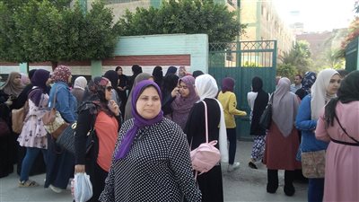 الرعب يسيطر علي طلاب الثانوية العامة قبل امتحان الكيمياء والجغرافيا