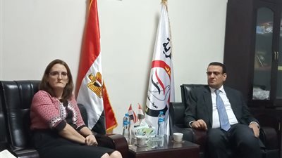 صلاح حسب الله يبحث مع سفيرة كوبا مجالات التعاون بين البلدين (صور)