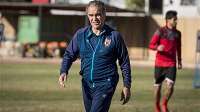 لاسارتي يطمئن على «لطفي» ويُحفز «عربي بدر»