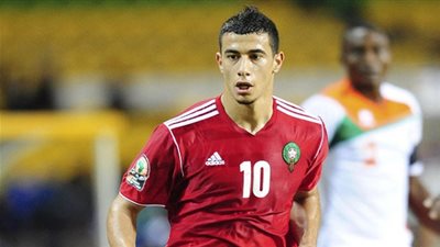 نجم المغرب يدافع عن مصر في ارتفاع درجة الحرارة