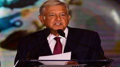 الرئيس المكسيكي يعرض قضية 