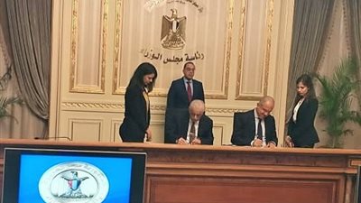 رئيس الوزراء يشهد توقيع بروتوكول تعاون لإنشاء مدرسة تعليم فني بالشرقية