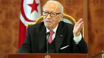 مستشار الرئيس التونسي: صحة الرئيس آخذة بالتحسن