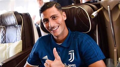 ميلان يدخل على الخط وينافس كبار إيطاليا على نجم يوفنتوس