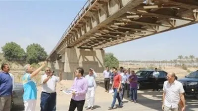 بطول 16 كم.. رئيس المركزى للتعمير يتفقد محور طريق شبين الكوم
