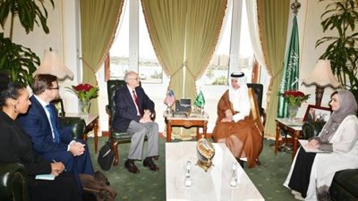 قطان للمبعوث الأمريكي للسودان: المملكة لن تدخر وسعاً في سبيل الدعم