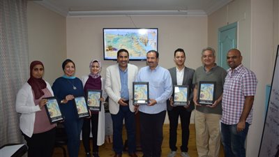 تكريم المشاركين في ورشة عمل 