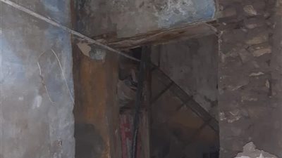 انهيار عقار مكون من طابقين بحى الخليفة دون إصابات