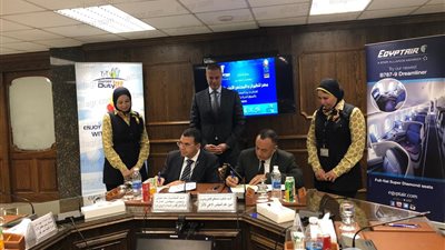 بروتوكول بين الآثار والطيران لتسويق المستنسخات الأثرية بمطارات الجمهورية