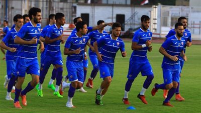 لاعبو الزمالك يتابعون مباريات أمم إفريقيا في قبرص